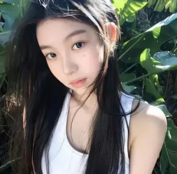 何女士